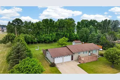 101 Grant Street, Finley, ND 58230 - Photo 2