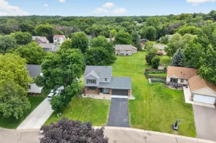 18735 Pennington Ave, Eden Prairie, MN 55346 - Photo 26