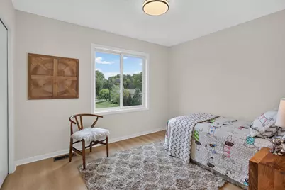 18735 Pennington Avenue, Eden Prairie, MN 55346 - Photo 14