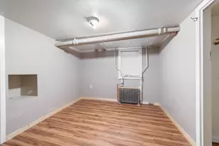 915 Grandview Ave, Duluth, MN 55812 - Photo 20