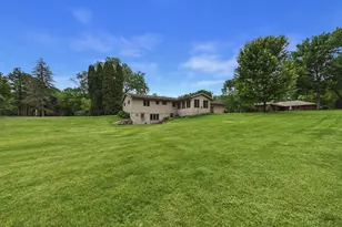 2918 Oakland Rd, Hopkins, MN 55305 - Photo 30