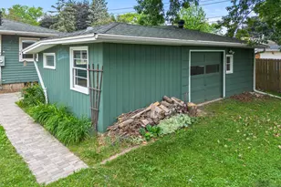 2063 Coral Ln, Eagan, MN 55122 - Photo 46