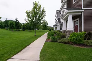533 Satori Wy, Chaska, MN 55318 - Photo 34