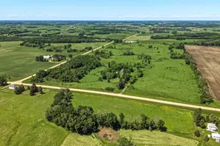 10821 160th St W, Kilkenny, MN 56052 - Photo 2