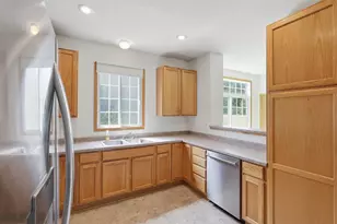 3176 Juniper Ln, Woodbury, MN 55125 - Photo 6