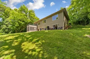 10060 SW 82nd Ave, Ellendale, MN 56026 - Photo 8