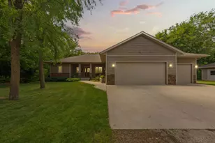 10060 SW 82nd Ave, Ellendale, MN 56026 - Photo 58