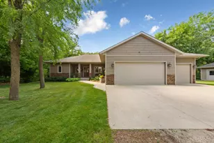 10060 SW 82nd Ave, Ellendale, MN 56026 - Photo 2