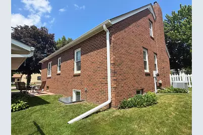 927 N State Street, New Ulm, MN 56073 - Photo 4
