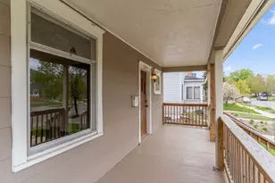 1302 Hewitt Ave, Saint Paul, MN 55104 - Photo 2