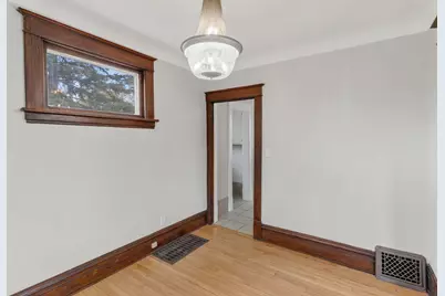 1302 Hewitt Avenue, Saint Paul, MN 55104 - Photo 14