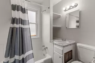 1302 Hewitt Ave, Saint Paul, MN 55104 - Photo 6