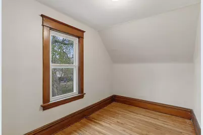 1302 Hewitt Avenue, Saint Paul, MN 55104 - Photo 18