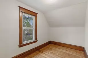 1302 Hewitt Ave, Saint Paul, MN 55104 - Photo 18