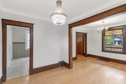 1302 Hewitt Avenue, Saint Paul, MN 55104 - Photo 12