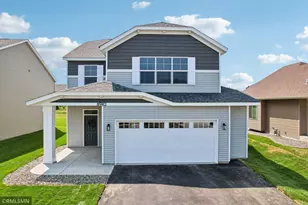 8982 Parkview Cir, Chisago City, MN 55013 - Photo 1