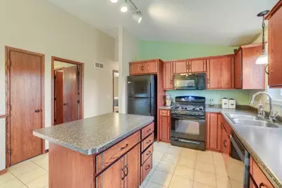 749 Pleasant Avenue, Saint Paul Park, MN 55071 - Photo 12