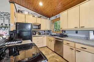2016 Rice Lake Rd, Duluth, MN 55811 - Photo 12