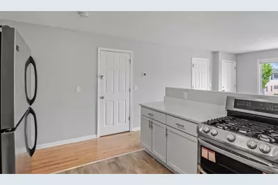 2105 Russell Avenue N, Minneapolis, MN 55411 - Photo 8