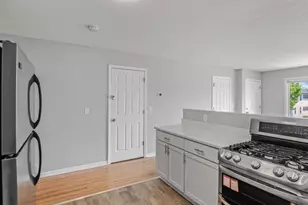 2105 Russell Ave N, Minneapolis, MN 55411 - Photo 8
