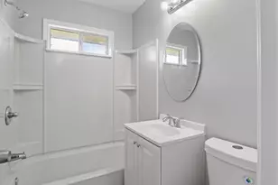 2105 Russell Ave N, Minneapolis, MN 55411 - Photo 14