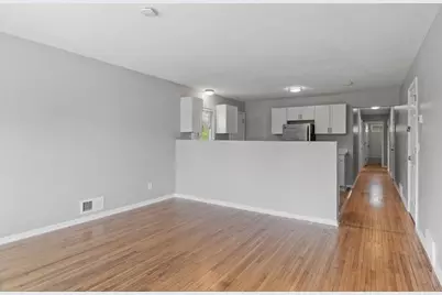 2105 Russell Avenue N, Minneapolis, MN 55411 - Photo 2