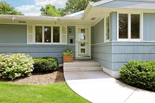 4105 Monterey Ave, Edina, MN 55416 - Photo 2