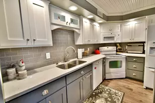 520 5th St SW, Willmar, MN 56201 - Photo 2