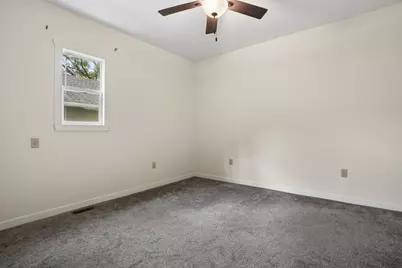 223 11th Avenue N, Fargo, ND 58102 - Photo 16