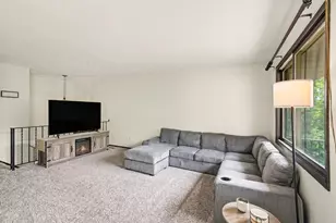 4159 Sylvia Ct, Shoreview, MN 55126 - Photo 2