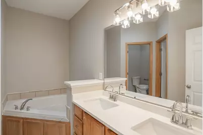 4108 Regent Avenue N, Robbinsdale, MN 55422 - Photo 12
