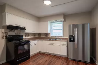 608 7th Avenue S, Hopkins, MN 55343 - Photo 2