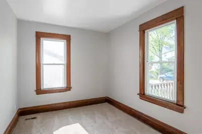 188 Wyoming Street E, Saint Paul, MN 55107 - Photo 8