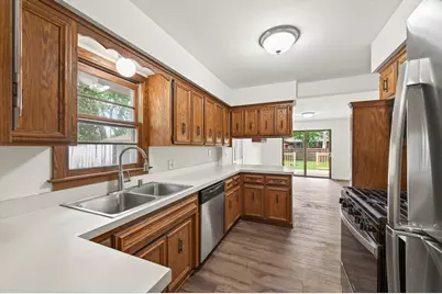 525 79th Avenue NE, Spring Lake Park, MN 55432 - Photo 4