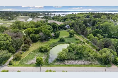 940 S Brown Road, Wayzata, MN 55391 - Photo 2