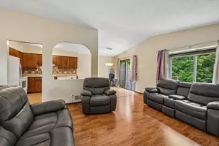 173 Galtier Pl, Shoreview, MN 55126 - Photo 6