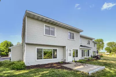 5918 Cahill Avenue, Inver Grove Heights, MN 55076 - Photo 2