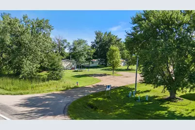 23924 Minnesota Highway 22, Litchfield, MN 55355 - Photo 14