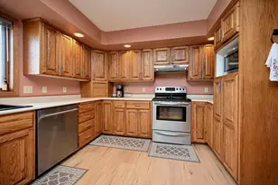 110 Benson Dr, Lewiston, MN 55952 - Photo 8