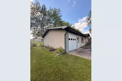 308 Sunset Avenue, Detroit Lakes, MN 56501 - Photo 16
