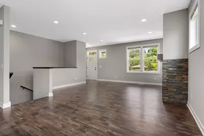 15590 Duck Trail Lane, Apple Valley, MN 55124 - Photo 8
