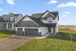 15029 Ardmullivan Ln, Rosemount, MN 55068 - Photo 2