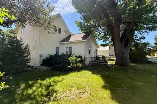801 Mechanic St, Edgerton, MN 56128 - Photo 36
