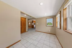 645 Rice Lk St, Owatonna, MN 55060 - Photo 14