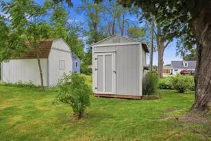 2022 Grand Ave, Albert Lea, MN 56007 - Photo 32