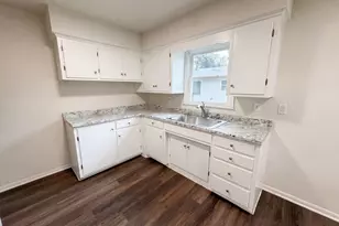 1587 Hudson Rd, Saint Paul, MN 55106 - Photo 2