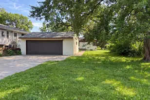 1587 Hudson Rd, Saint Paul, MN 55106 - Photo 16