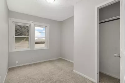 305 Lawson Avenue E, Saint Paul, MN 55130 - Photo 12