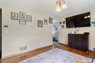 527 Emil Ave, Shoreview, MN 55126 - Photo 6