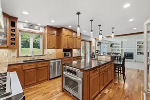 3730 Urbandale Ln N, Plymouth, MN 55446 - Photo 2